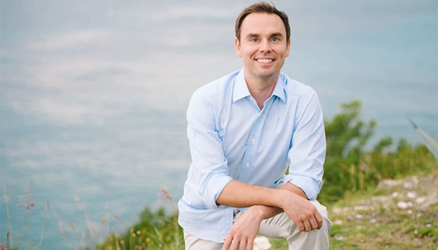 Brendon Burchard smiling